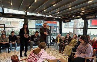 Başkan Ercan’dan Kitap Kafe’ye ziyaret