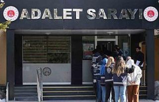 Bayburt polisi dolandırıcı çetesi kuran 11 kişiyi...