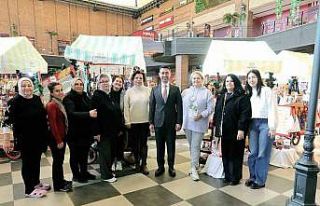 Bayraklılı kadınlardan Sevgililer Günü’ne özel...