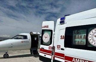 Beyin kanaması geçiren hasta ambulans uçakla Ankara’ya...