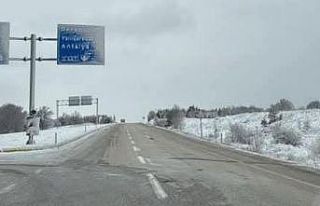 Beyşehir beyaza büründü