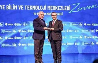 Bilim Erzurum Türkiye’nin ‘En Başarılı Bilim...