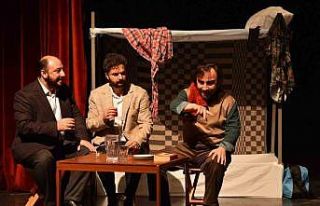 ’Bin yıl’ tiyatro oyunu Yıldırım’da sahnelendi