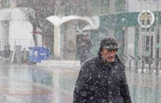 Bolu’da kar yağışı aralıklarla etkili oluyor