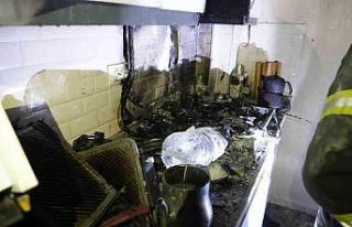 Burdur’da mutfakta çıkan yangında 1 kişi dumandan...