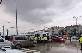 Bursa’da minibüs özel halk otobüsüne çarptı