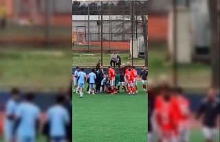 Büyükçekmece’de amatör lig maçında sahada...