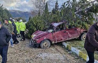 Çaldığı kamyonetle kaza yaptı, başka bir aracı...