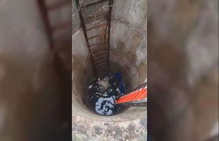 Çatalca’da kuyuya düşen köpeği itfaiyeciler...