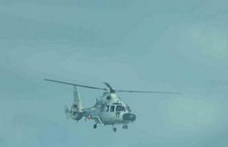 Çin askeri helikopteri, ihtilaflı bölgede Filipinler...