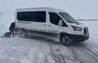 Çocukların imdadına meclis üyeleri yetişti