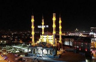 Çorum’da Ramazan ayının ilk teravih namazı kılındı