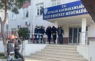 Cunda Adası’na dadanan hırsızlık çetesi çökertildi