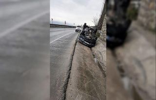 D-650’de otomobil ile çarpışan cip takla attı