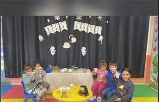 Diyadin’de öğrencilere kış çayı