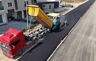 Efeler Bulvarı sıcak asfalta kavuştu