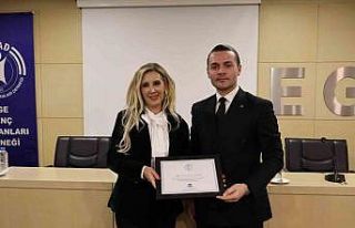 EGİAD’dan küresel ekonomi ve siyaset semineri