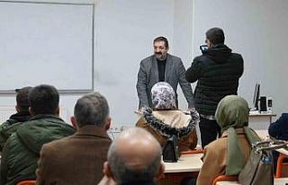 Elazığ Belediyesi 3. yazarlık atölyesi başladı