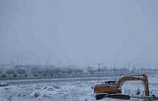 Elazığ güne karla uyandı