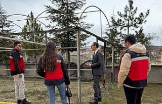 Emet’te eğitim ve tarımı bir arada yürüten...