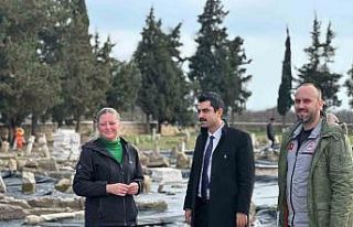 Enez’de Osmanlı dönemine ait türbe ve mezarlıklar...