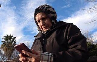 Enkazda kalan babasını iki yıldır arıyor