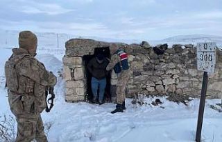 Erzurum’da 51 düzensiz göçmen yakalandı