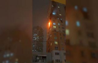 Esenyurt’ta 26 katlı binada korkutan yangın