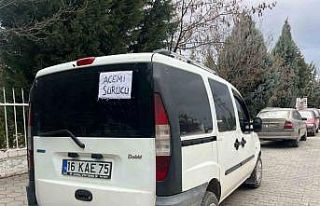 Eskişehir’de dikkat çeken yazı: ‘Acemi Sürücü’