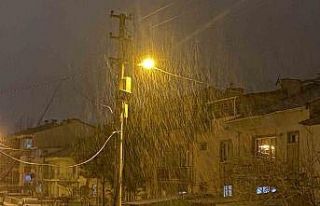 Eskişehir’de kar yağışı başladı