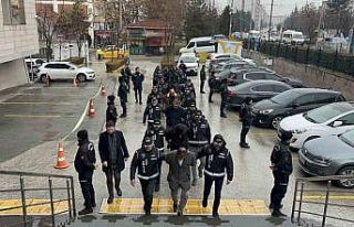 Eskişehir’de tefecilik suçundan mahkeme sevk edilen...