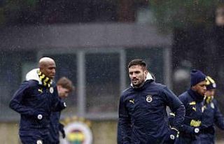 Fenerbahçe, Corendon Alanyaspor maçı hazırlıklarını...