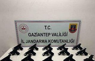 Gaziantep’te 15 adet ruhsatsız tabanca ele geçirildi:...