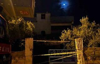 Gaziantep’te evini ateşe veren şahıs dumandan...