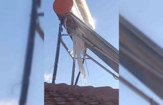 Gazipaşa’da soğuk hava güneş enerji panellerini...