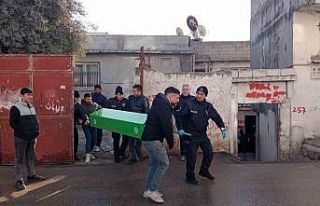 Genç kadın evinde ölü bulundu, kocası gözaltına...