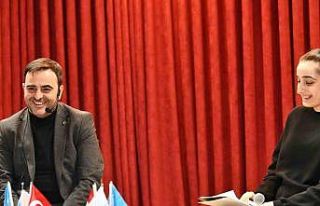 Gençlerle buluşan Başkan Özlü:" Geleceğiniz...