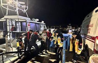 Gökçeada’da rahatsızlanan vatandaş tahliye edildi