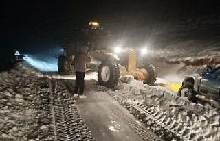 Gümüşhane’de kar ve tipi nedeniyle mahsur kalan...