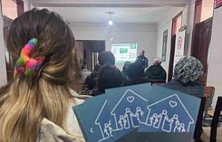 Hakkari polisinden bilgilendirme çalışması