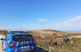 Hazine arazisindeki izinsiz kazıya jandarma baskını