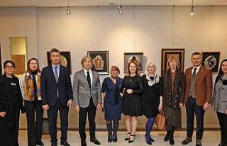 İki eğitimcinin arkeolojiye yolculuğu sergi oldu