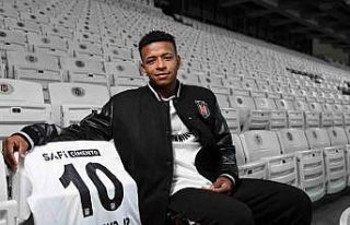 Independiente del Valle Sportif Direktörü Saritama,...