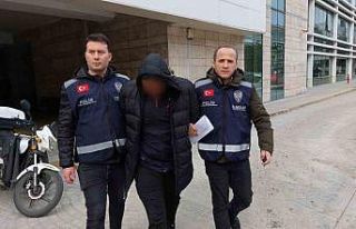 İş yerindeki kavgada silahla havaya ateş eden şahıs...