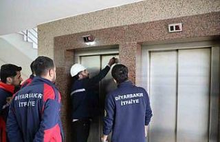 İtfaiye personeline ‘asansörde kurtarma’ eğitimi