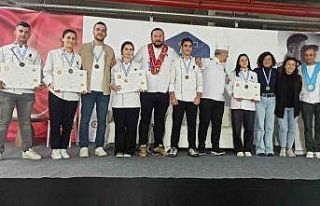 İzmirli öğrencilerden 9. Gastro Alanya Günleri’nde...