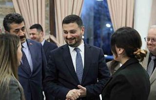 Kağıthane Belediye Başkanı Öztekin, yeni öğretmenlerle...