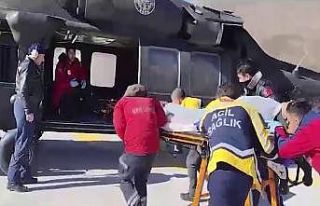 Kalp krizi geçiren hasta için sikorski helikopter...