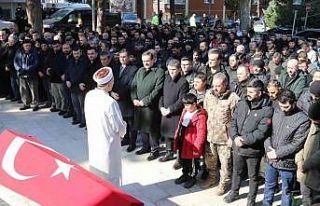 Kalp krizi sonucu vefat eden polis memuru İsa Bacanak...