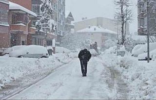 Kastamonu’da kar yağışı etkisini sürdürüyor